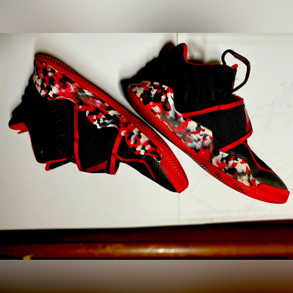 Red adidas size 6